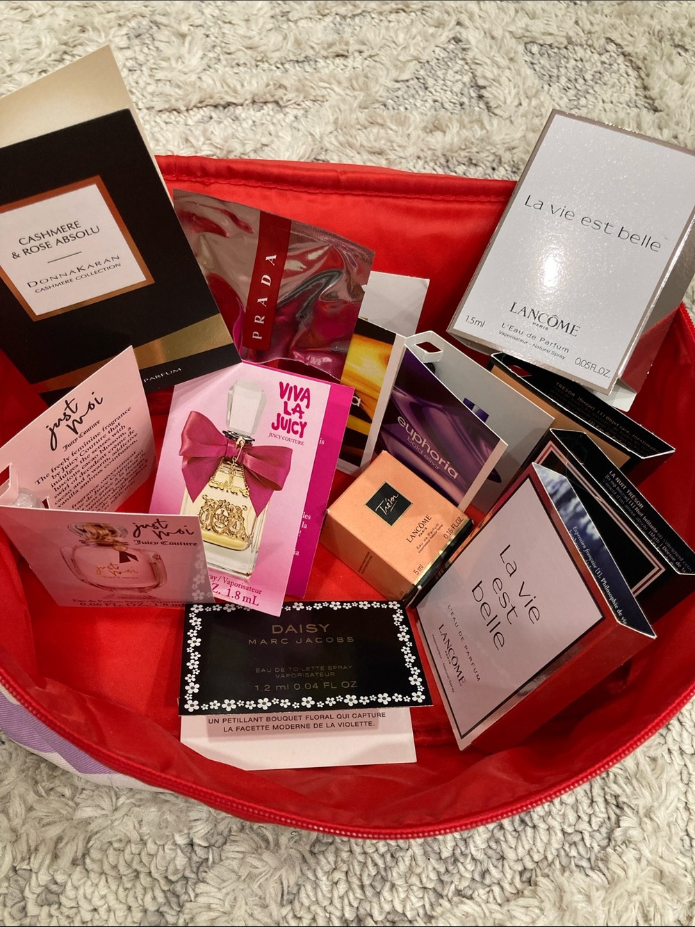 Luxury perfume sample bundle + Lancôme mini